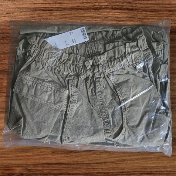 Urban Outfitters Distressed Tan Parachute Pants NWT - Picture 2 of 6